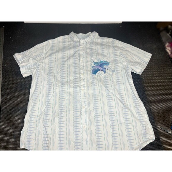 Disney Frozen 2 Shirt Mens XL‎ Woven Brittney Lee Button Up - Picture 1 of 6